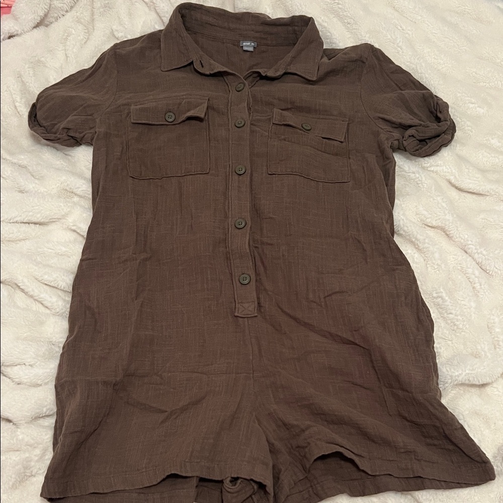 Aerie Taupe Linen Top